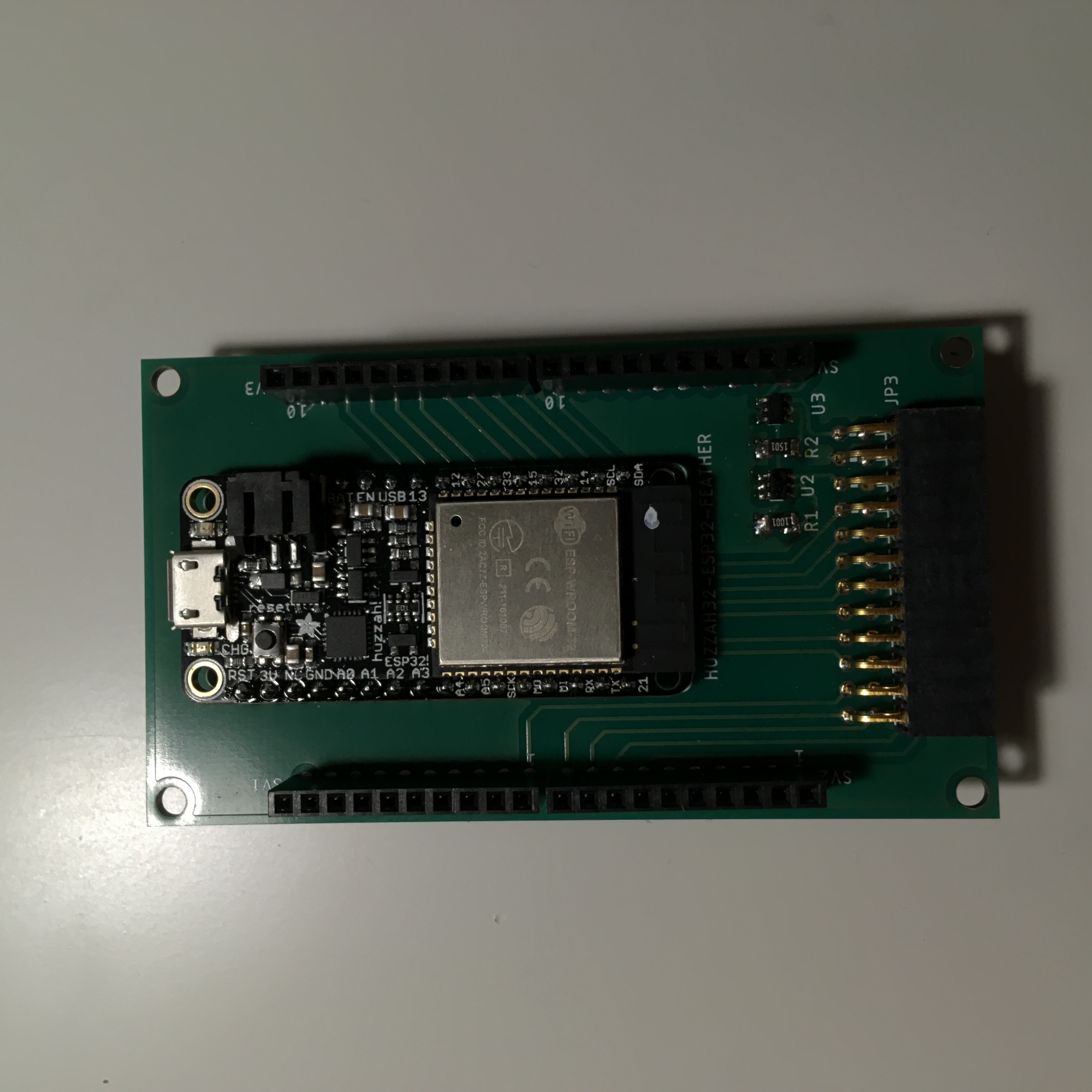 Microcontroller board